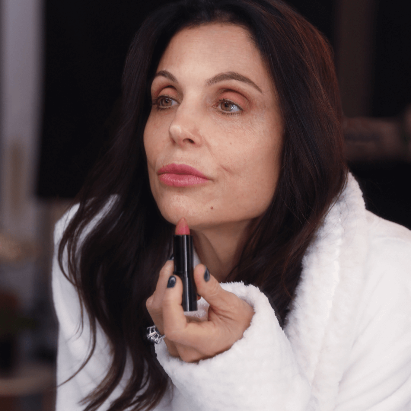 Bethenny Frankel Reverse Photoshop Campaign – Laura Geller Beauty